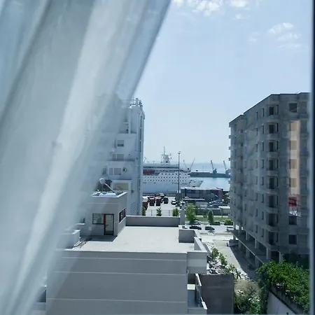 Central * Durrës